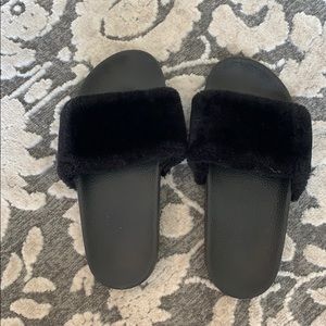 Black fur slides